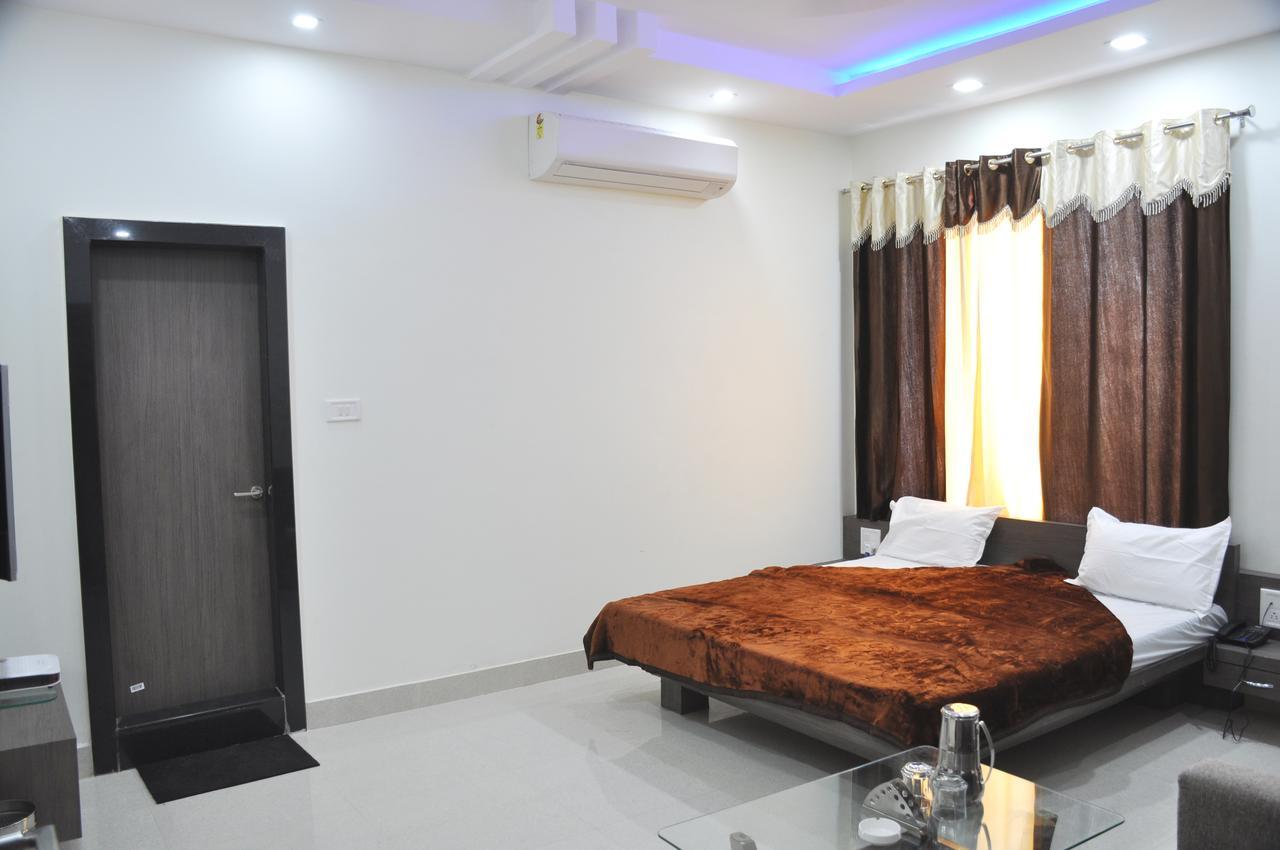 Hotel Rk Residency Satna Buitenkant foto