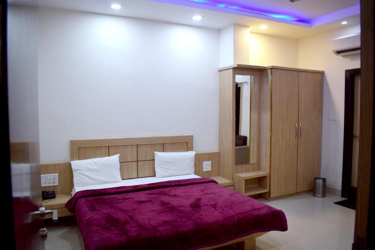 Hotel Rk Residency Satna Buitenkant foto